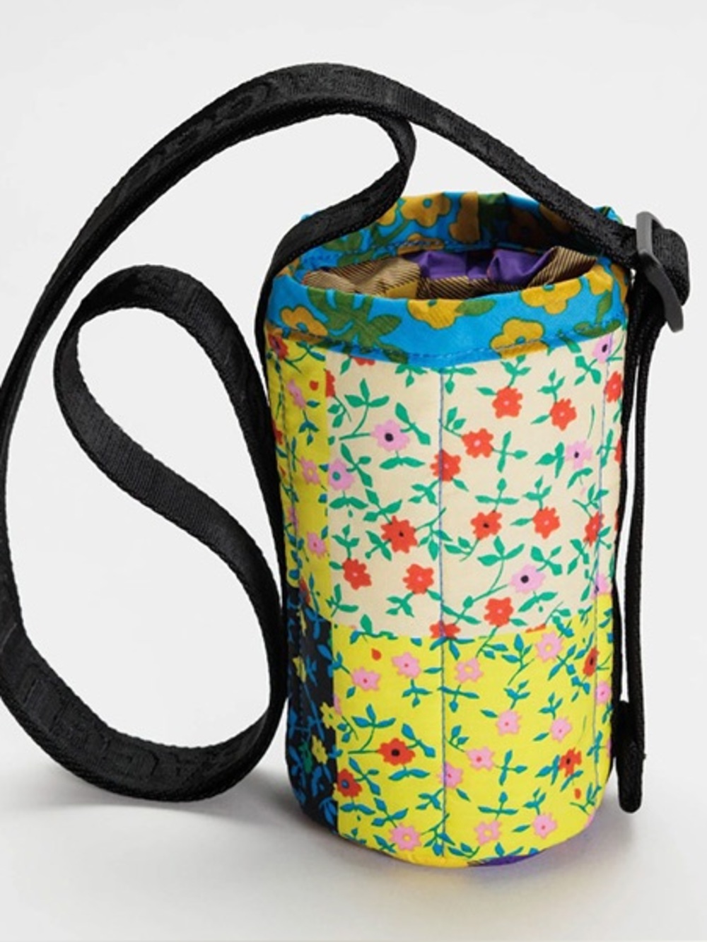 ISO!! Baggu Calico florals water bottle sling,